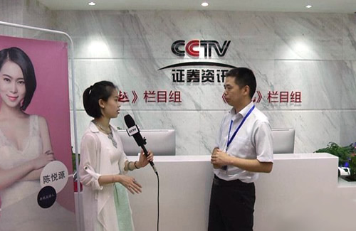 裝一網創(chuàng)始人任總做客CCTV《超越》,接受專訪。
